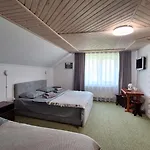 Guest house Hollywood Yaremche
