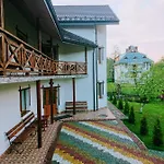 Hollywood Guest house