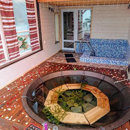 Guest house Hollywood