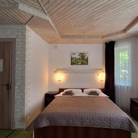 Guest house Hollywood