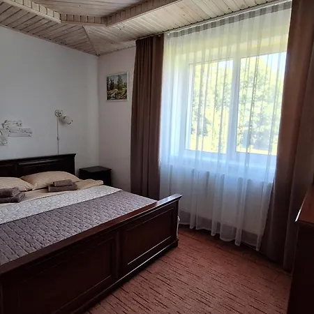 Hollywood Guest house