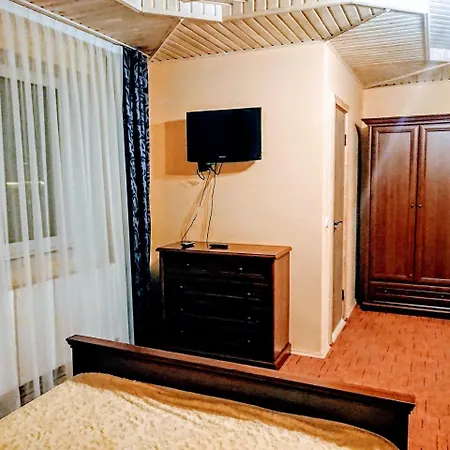 Hollywood Guest house Yaremche