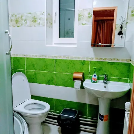 Hollywood * Yaremche