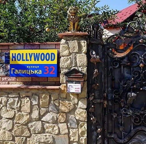 Hollywood *