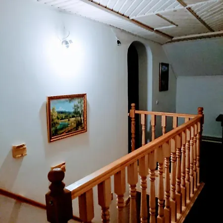 Guest house Hollywood *